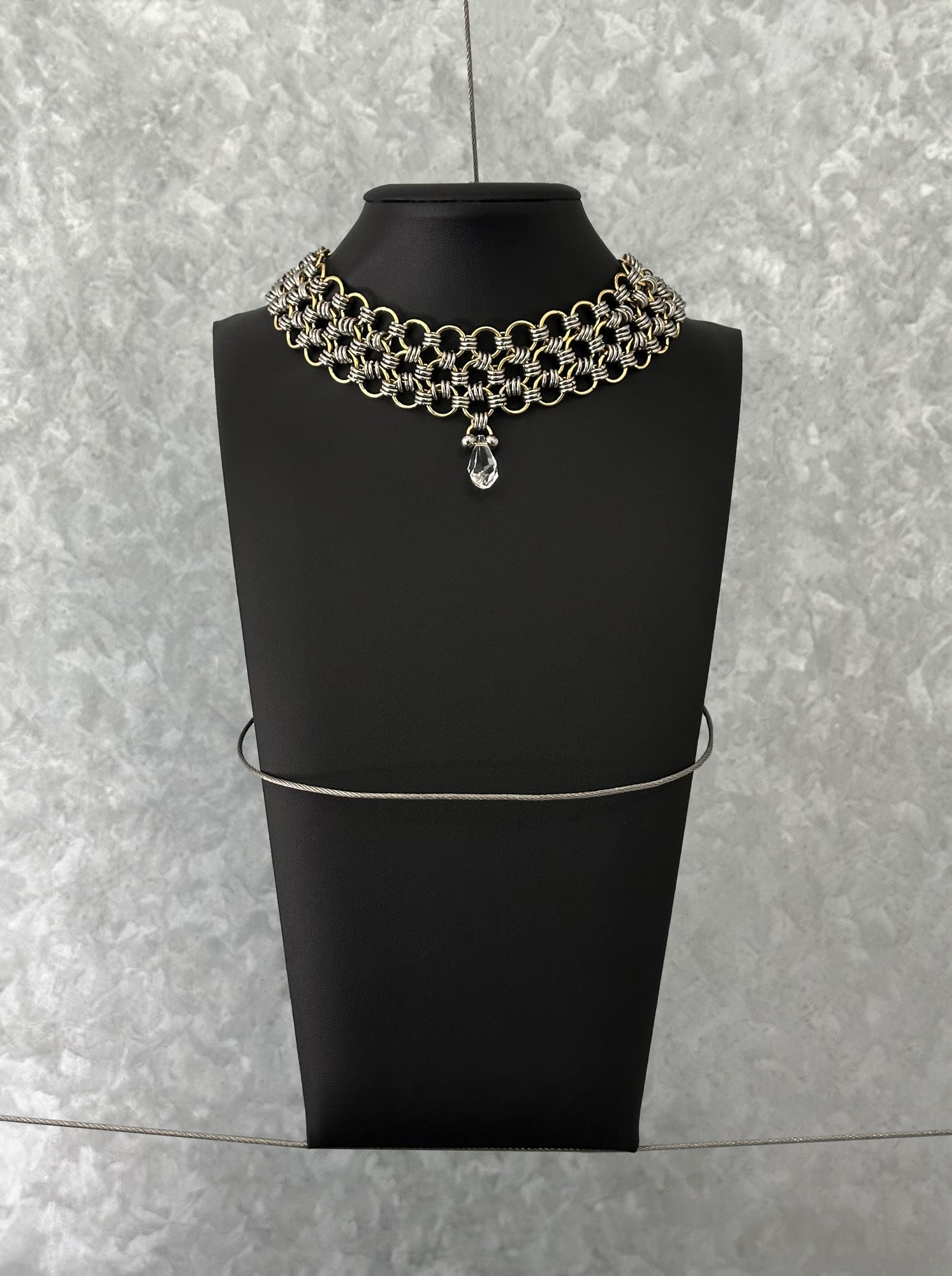 Libertie Choker